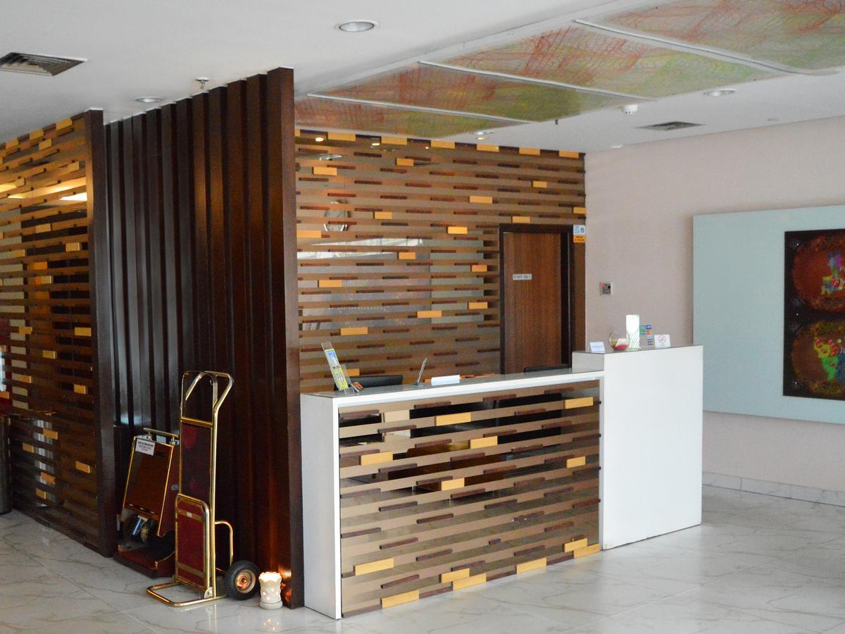 D'Primahotel Wtc Mangga Dua Jakarta Eksteriør bilde